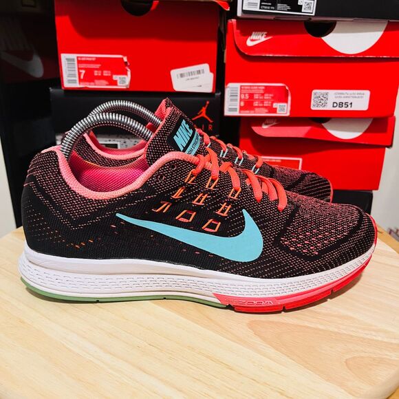Nike Shoes - Nike Zoom Structure 18 Women Size 7.5 Shoes Red Black Athletic Running Sneakers‎